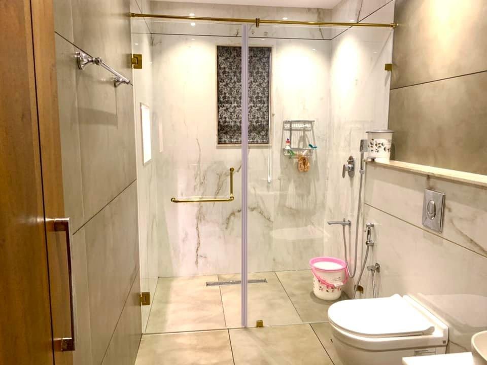 8 mm toughened glass