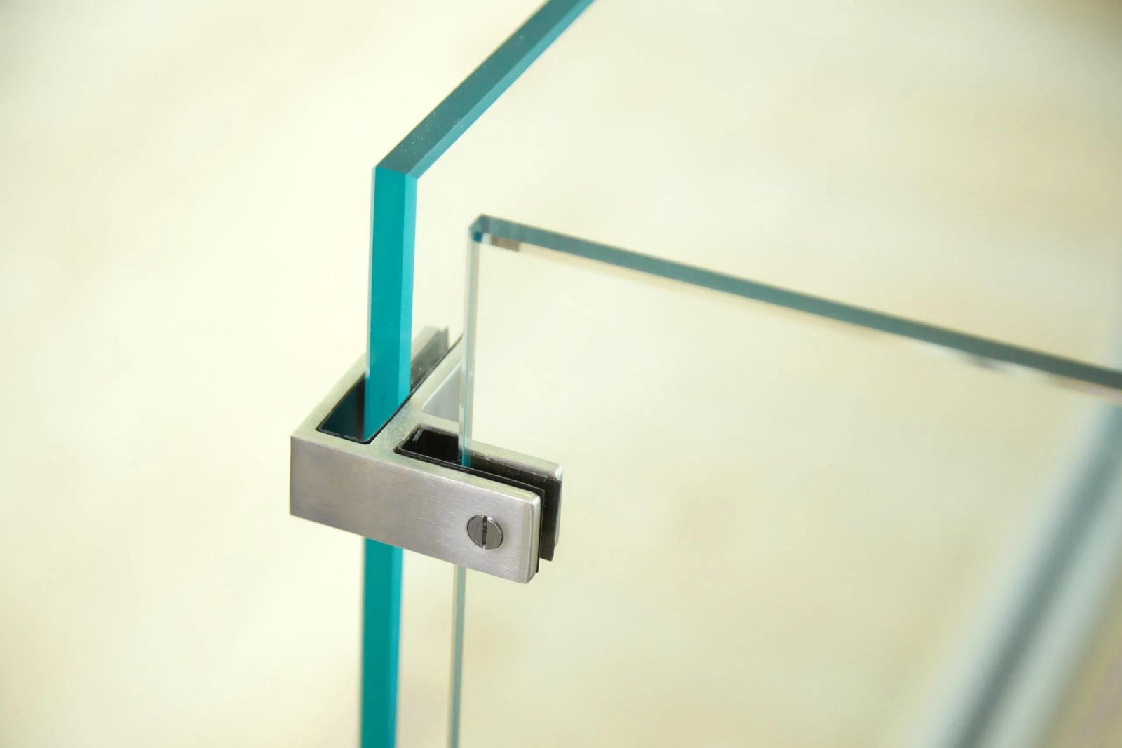 U channels and glass clamps for railings