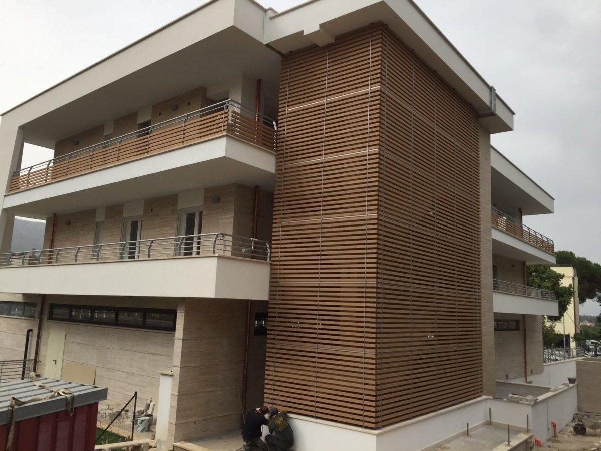 WPC louver screen